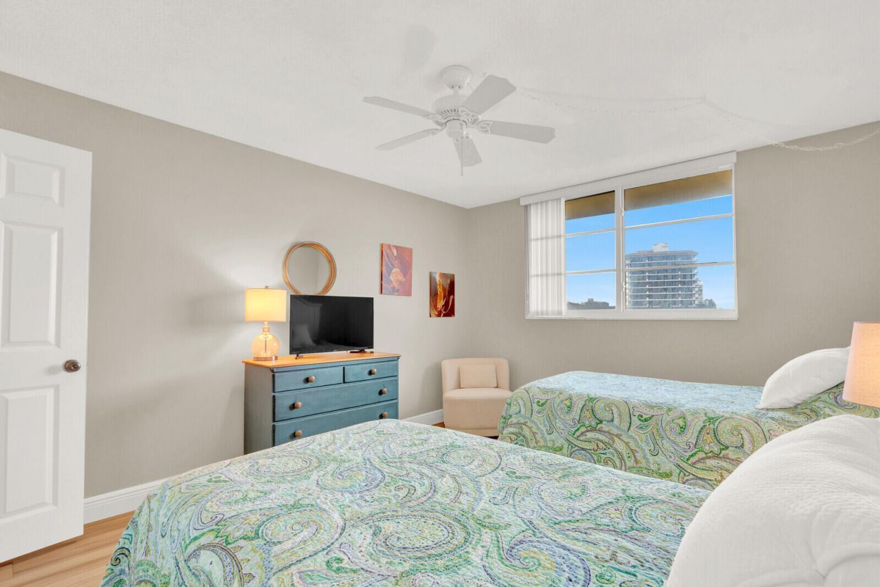 630 Ocean Drive, Unit 505, Juno Beach, FL 33408 Photo