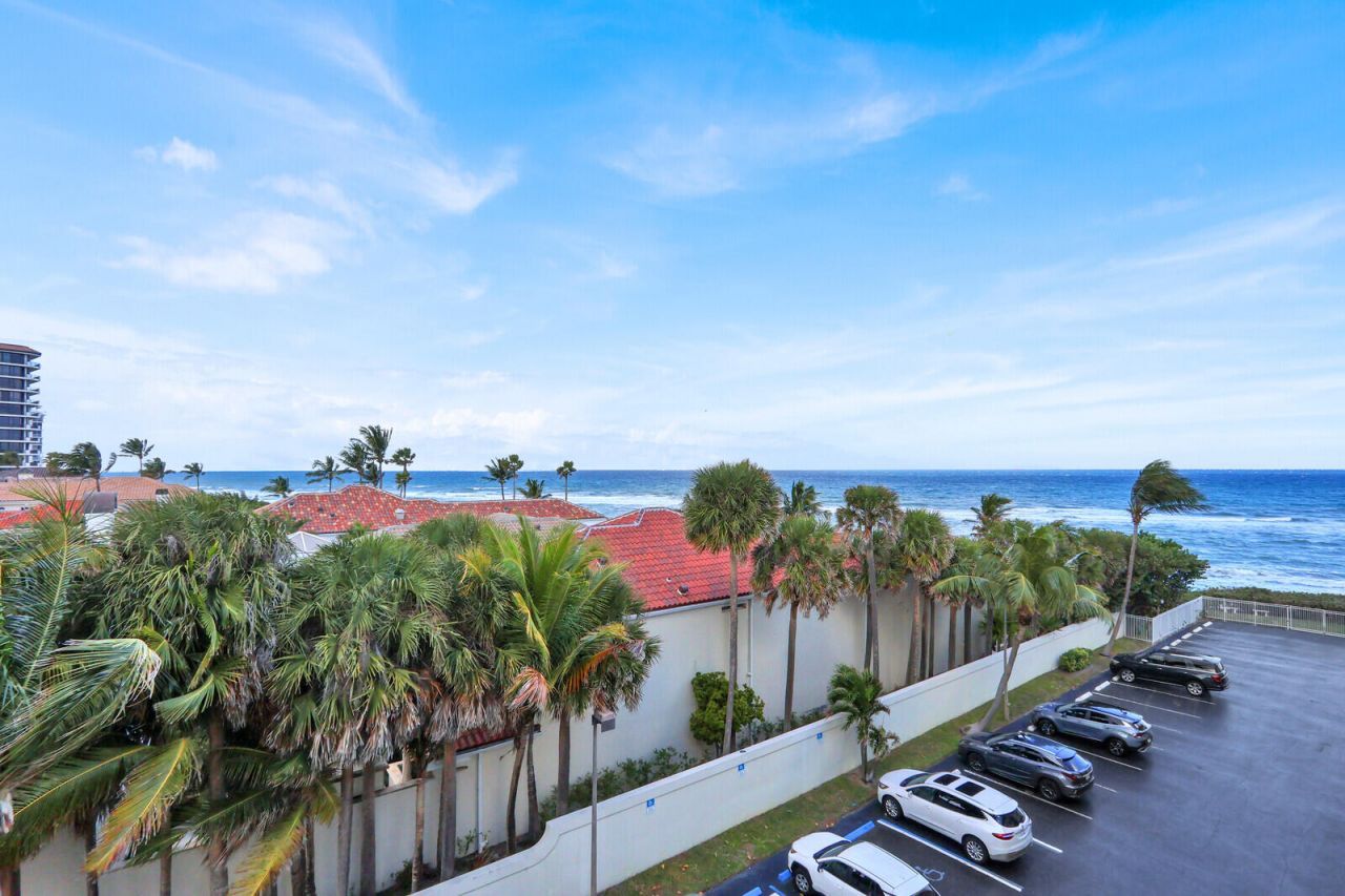 630 Ocean Drive, Unit 505, Juno Beach, FL 33408 Photo