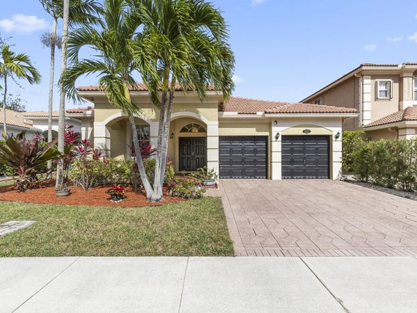 10497 Marsh Street, Wellington, FL 33414