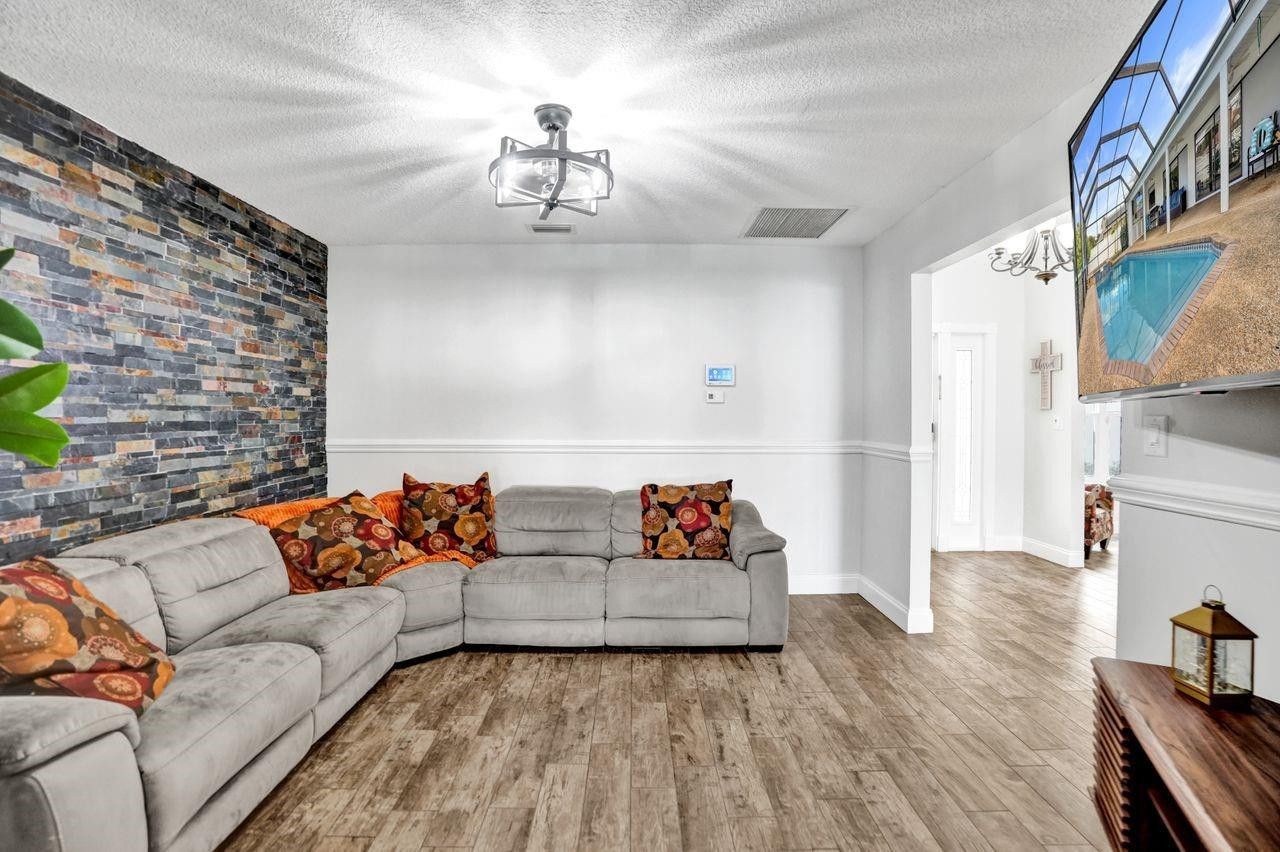 326 NW 101st Terrace, Coral Springs, FL 33071 Photo