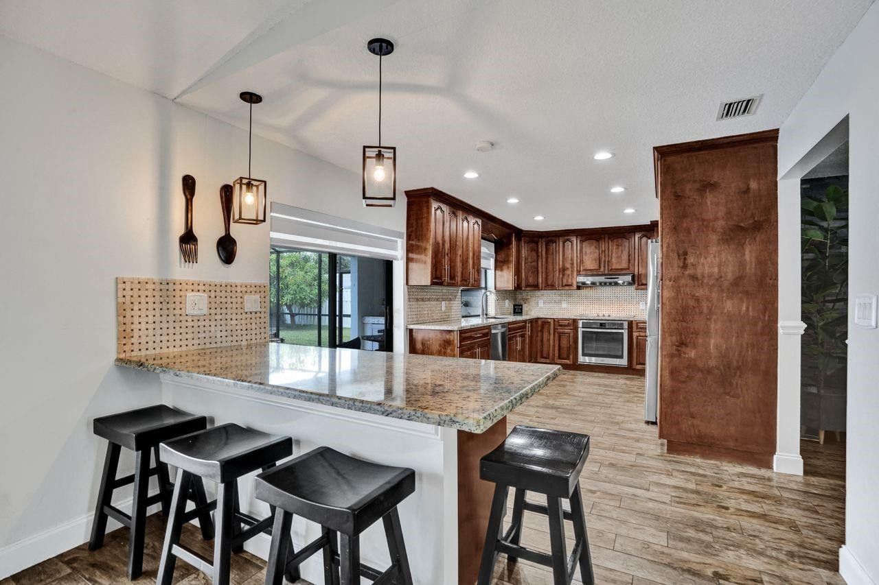 326 NW 101st Terrace, Coral Springs, FL 33071 Photo