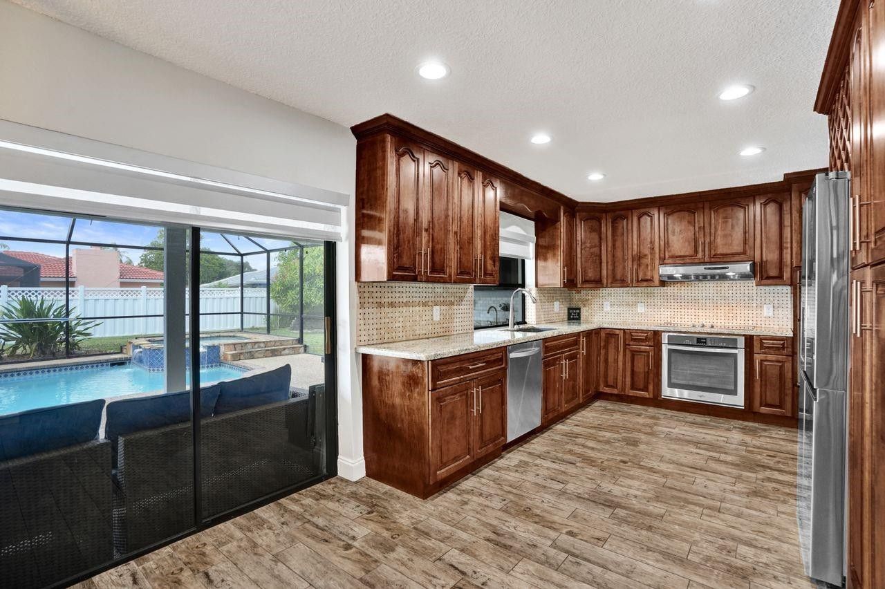 326 NW 101st Terrace, Coral Springs, FL 33071 Photo