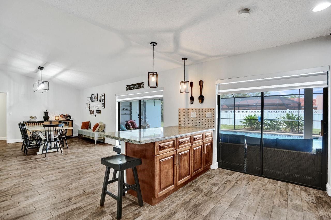 326 NW 101st Terrace, Coral Springs, FL 33071 Photo