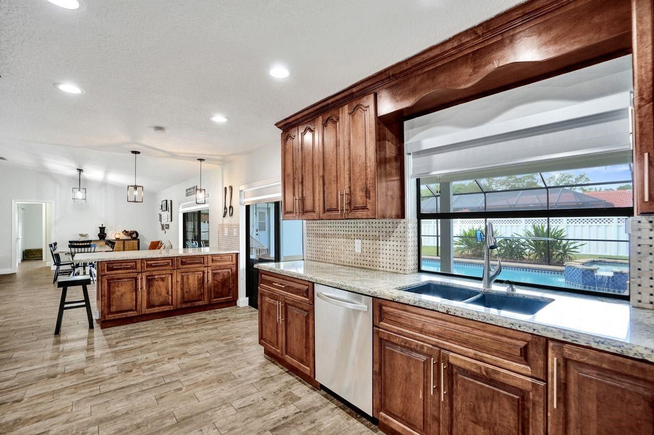 326 NW 101st Terrace, Coral Springs, FL 33071 Photo