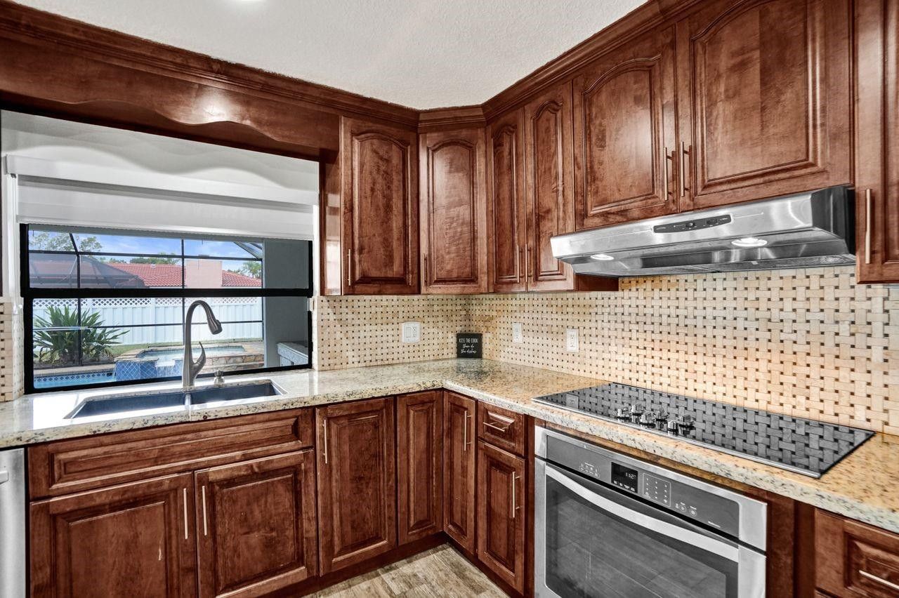 326 NW 101st Terrace, Coral Springs, FL 33071 Photo