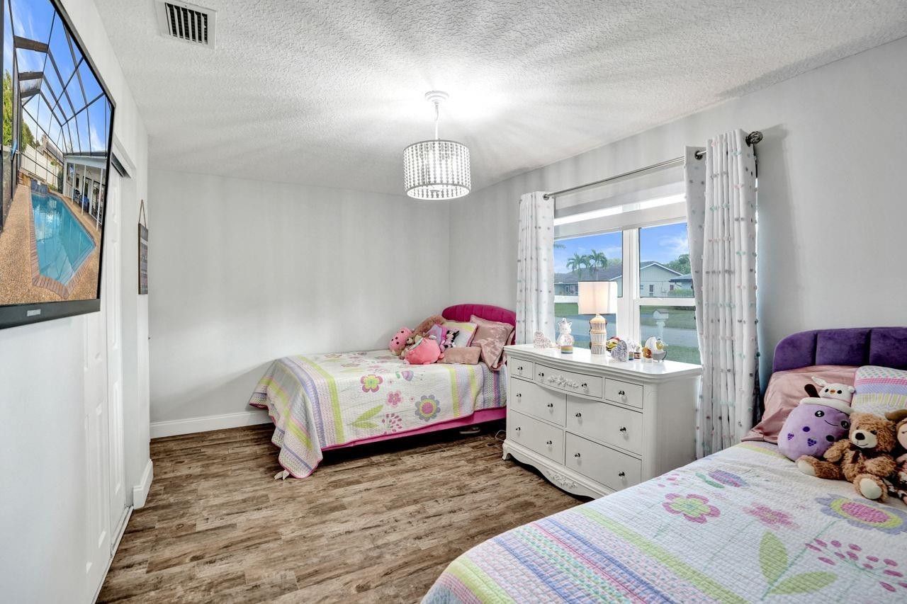 326 NW 101st Terrace, Coral Springs, FL 33071 Photo