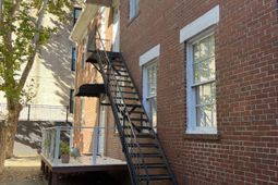 277 Meeting Street photo 4