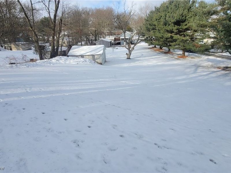 4145 Manchester Road, Coventry, OH 44319 Photo 14