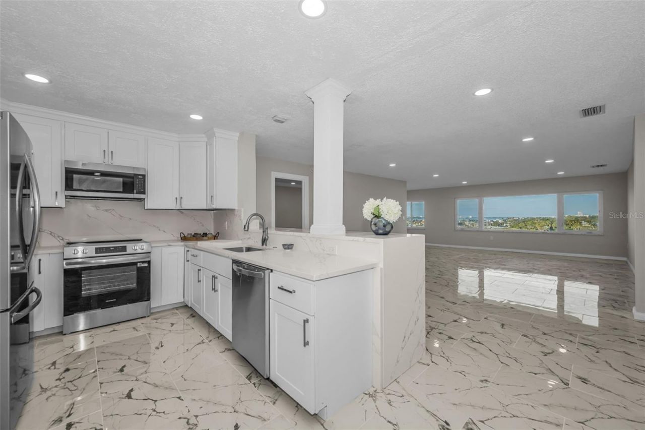 100 Bluff View Drive, Unit 604C, Belleair Bluffs, FL 33770 Photo