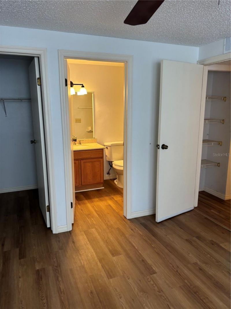 5026 Water Oak Drive, Unit 104, Bradenton, FL 34207 Photo