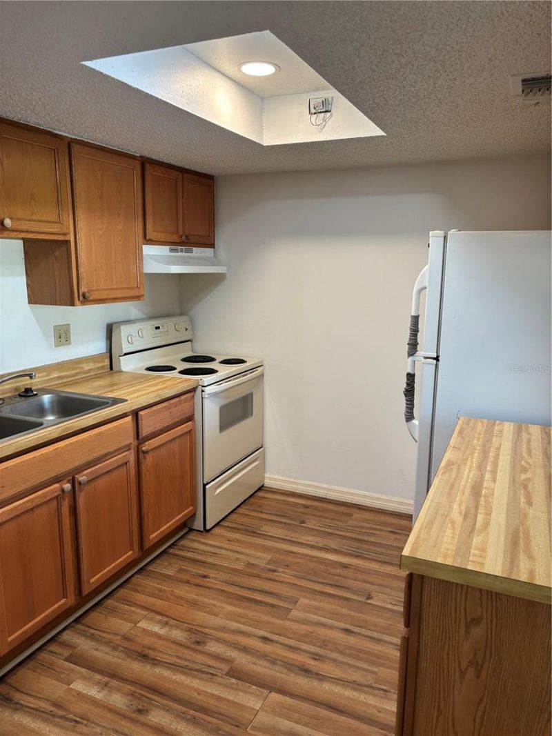 5026 Water Oak Drive, Unit 104, Bradenton, FL 34207 Photo