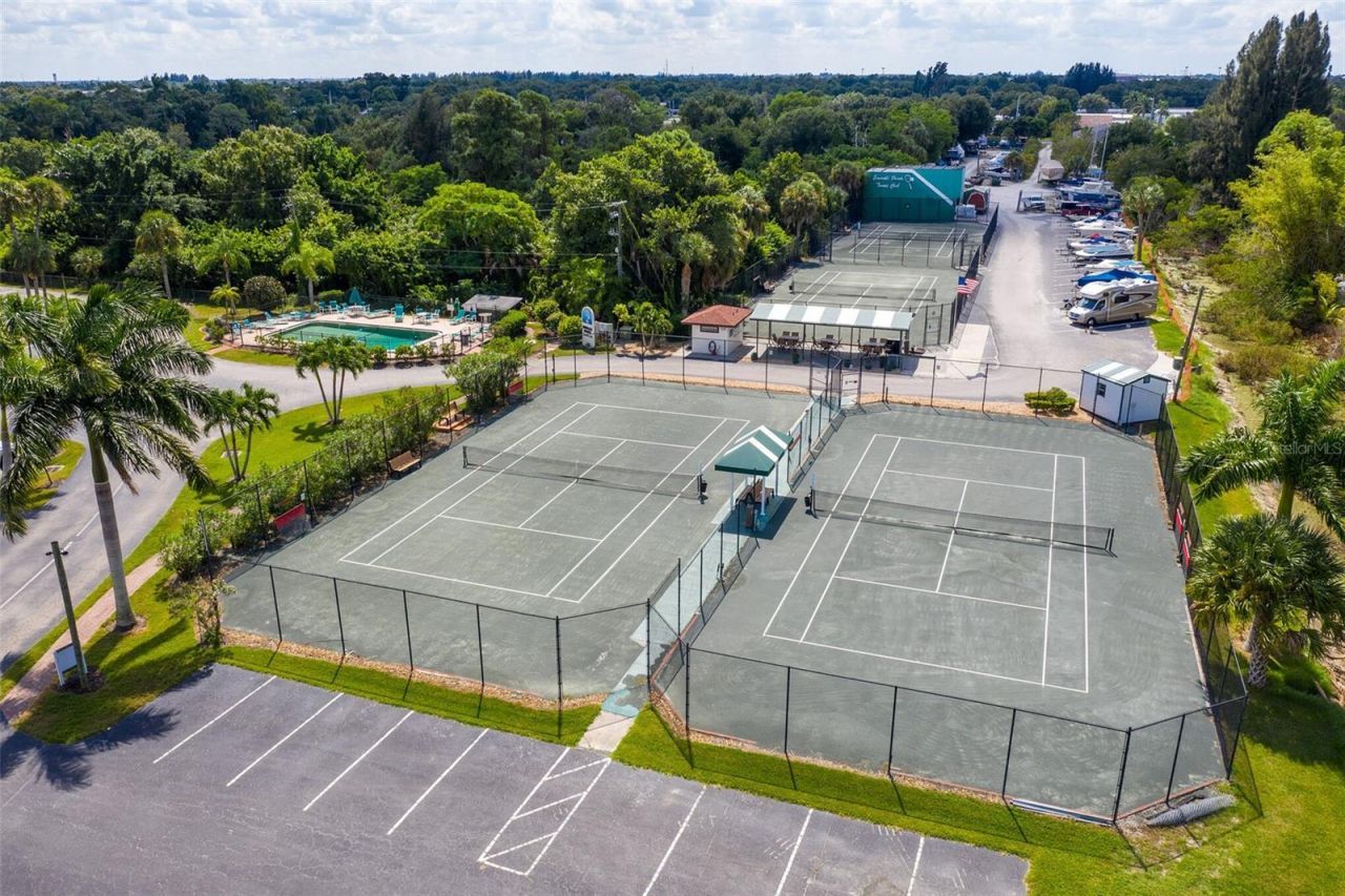 25188 Marion Avenue, Unit B309, Punta Gorda, FL 33950 Photo