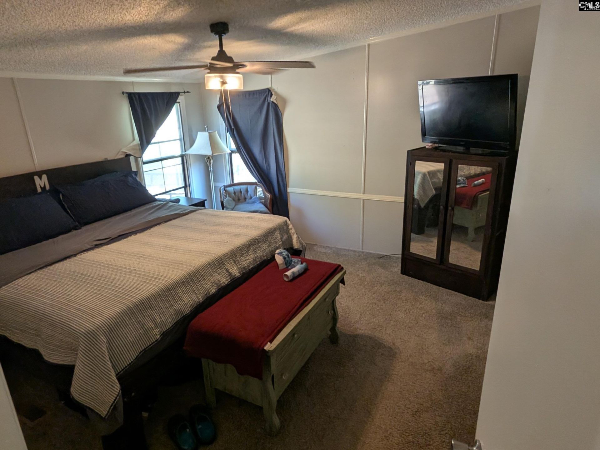 129 Three Pond Lane Photo 11