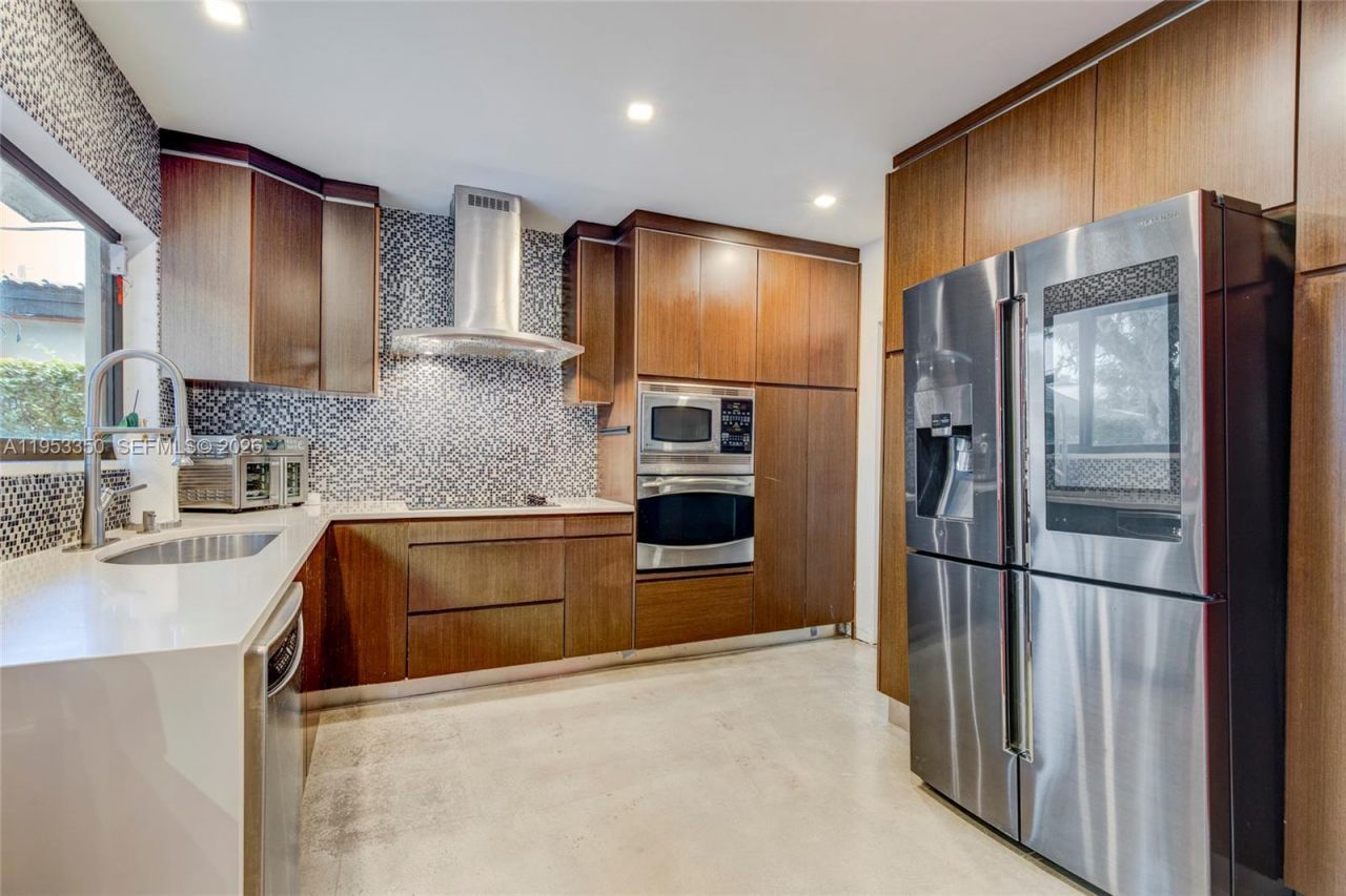 5760 SW 56th St, Miami, FL 33155 Photo