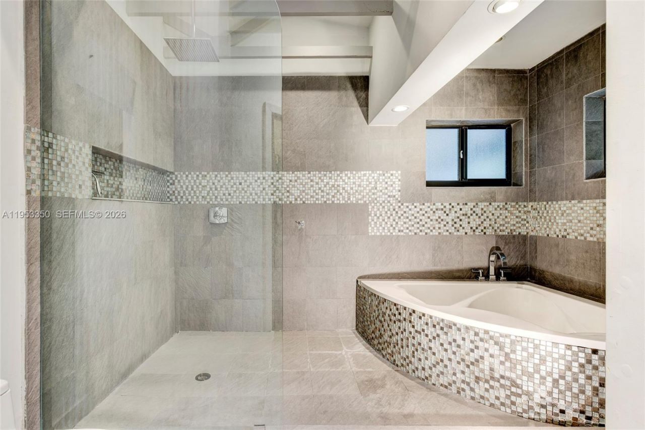 5760 SW 56th St, Miami, FL 33155 Photo