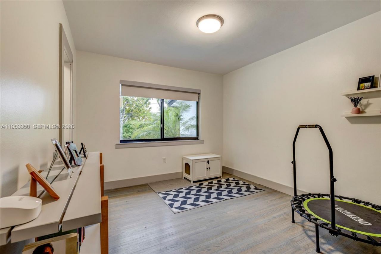 5760 SW 56th St, Miami, FL 33155 Photo