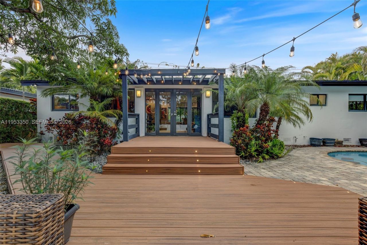 5760 SW 56th St, Miami, FL 33155 Photo