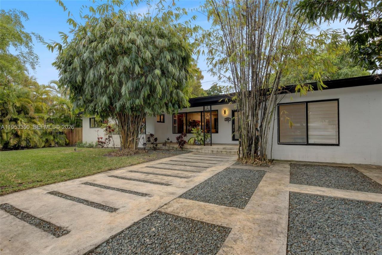 5760 SW 56th St, Miami, FL 33155 Photo