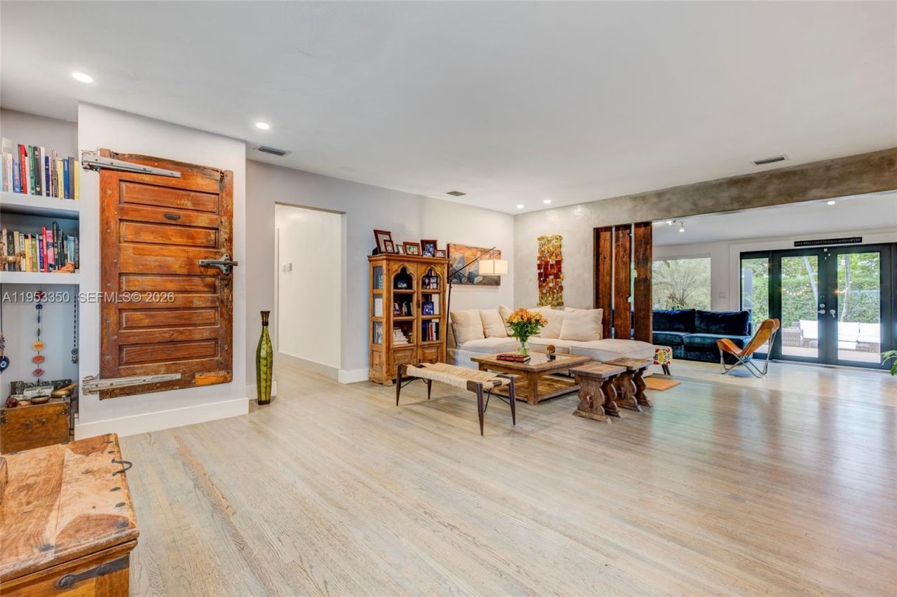 5760 SW 56th St, Miami, FL 33155 Photo