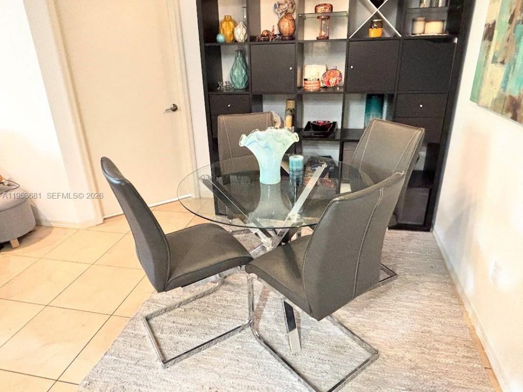 460 S Park Rd, Unit 6-303, Hollywood, FL 33021 Photo