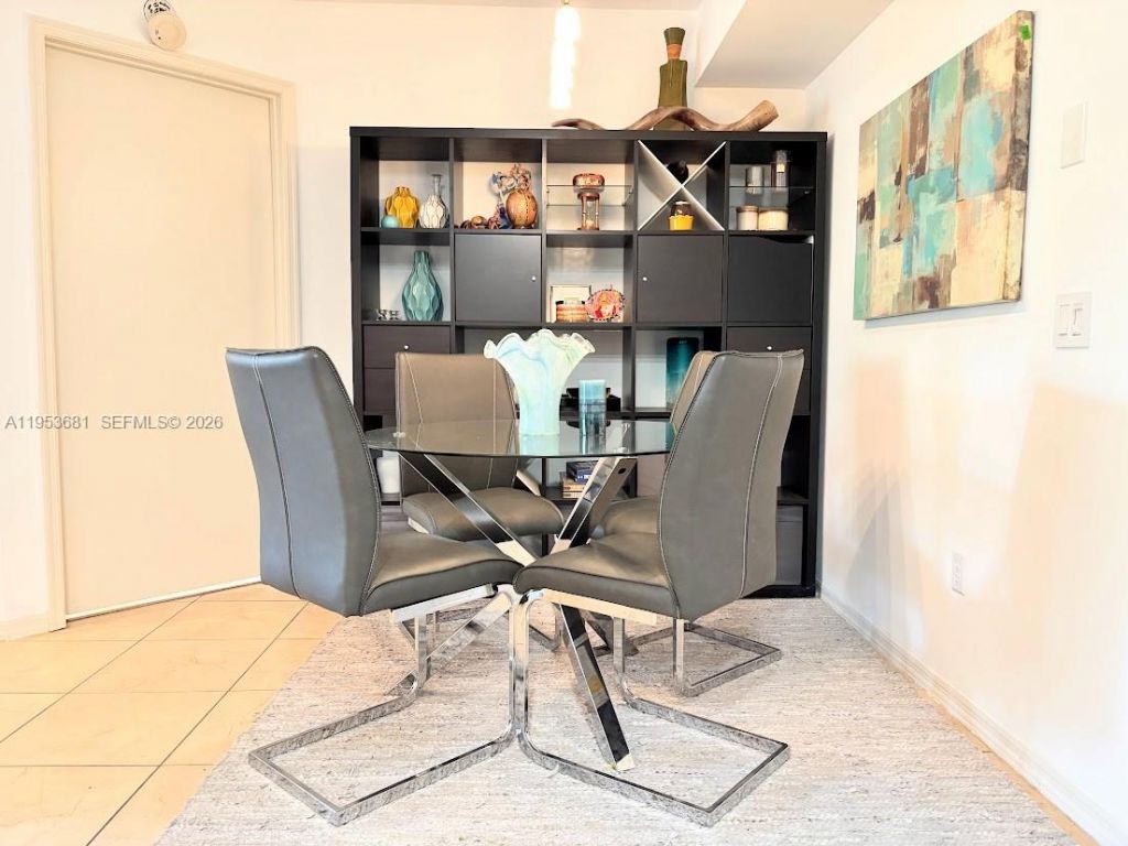 460 S Park Rd, Unit 6-303, Hollywood, FL 33021 Photo