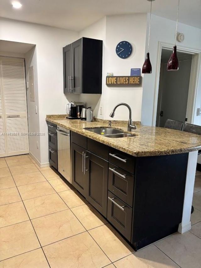 460 S Park Rd, Unit 6-303, Hollywood, FL 33021 Photo