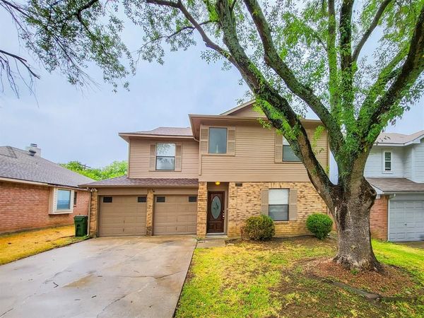 823 Wyndham Place, Arlington, TX 76017