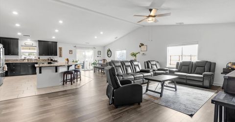 7400 Hundred Acre Drive, Reno, NV 89506 Photo