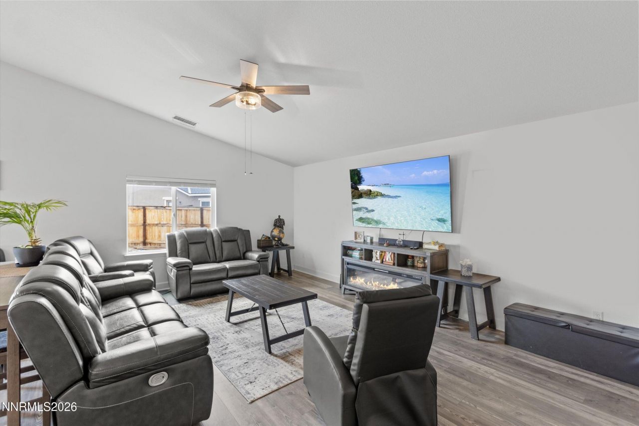 7400 Hundred Acre Drive, Reno, NV 89506 Photo