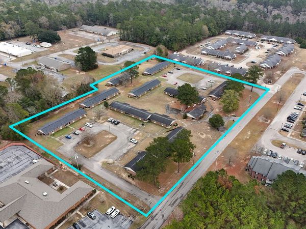 700 Village Square Drive, Andalusia, AL 36420