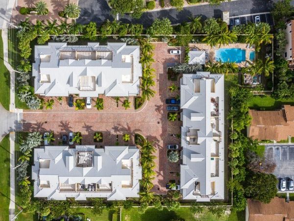 3770 County Line Road, Tequesta, FL 33469