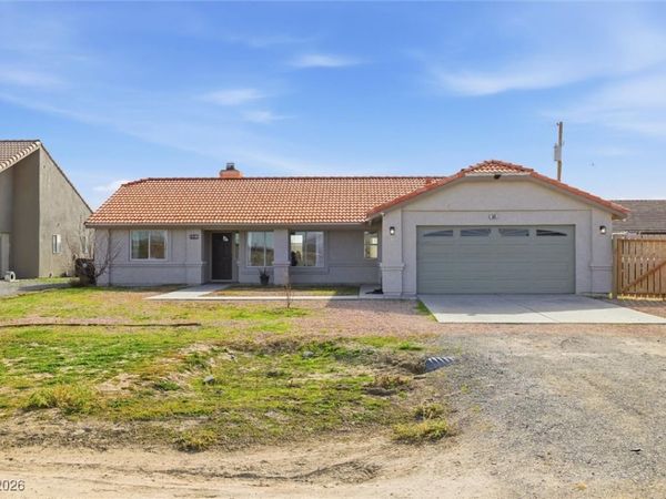 581 W Leslie Street , Pahrump, NV 89060