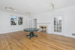 1162 Buist Avenue photo 4