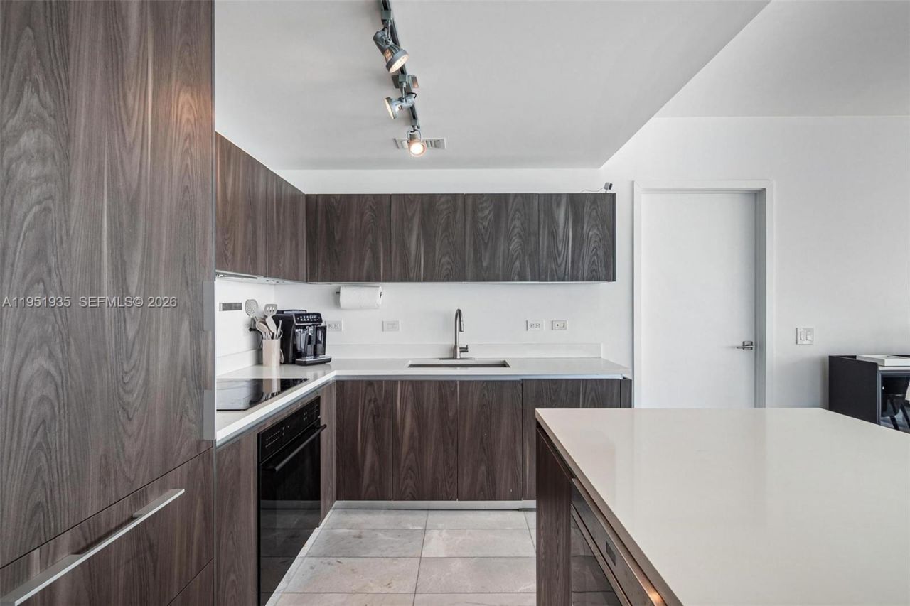 3131 NE 7th Ave , Unit 1701, Miami, FL 33137 Photo