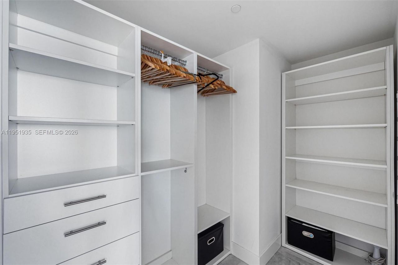 3131 NE 7th Ave , Unit 1701, Miami, FL 33137 Photo