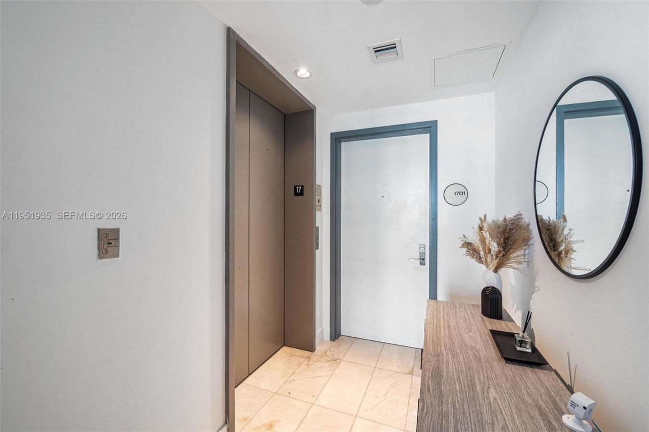 3131 NE 7th Ave , Unit 1701, Miami, FL 33137 Photo