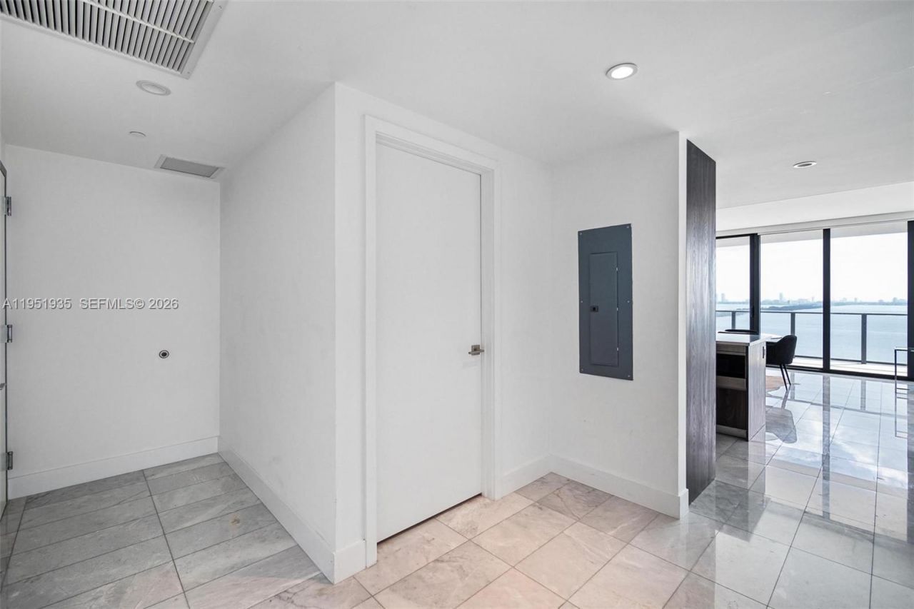 3131 NE 7th Ave , Unit 1701, Miami, FL 33137 Photo