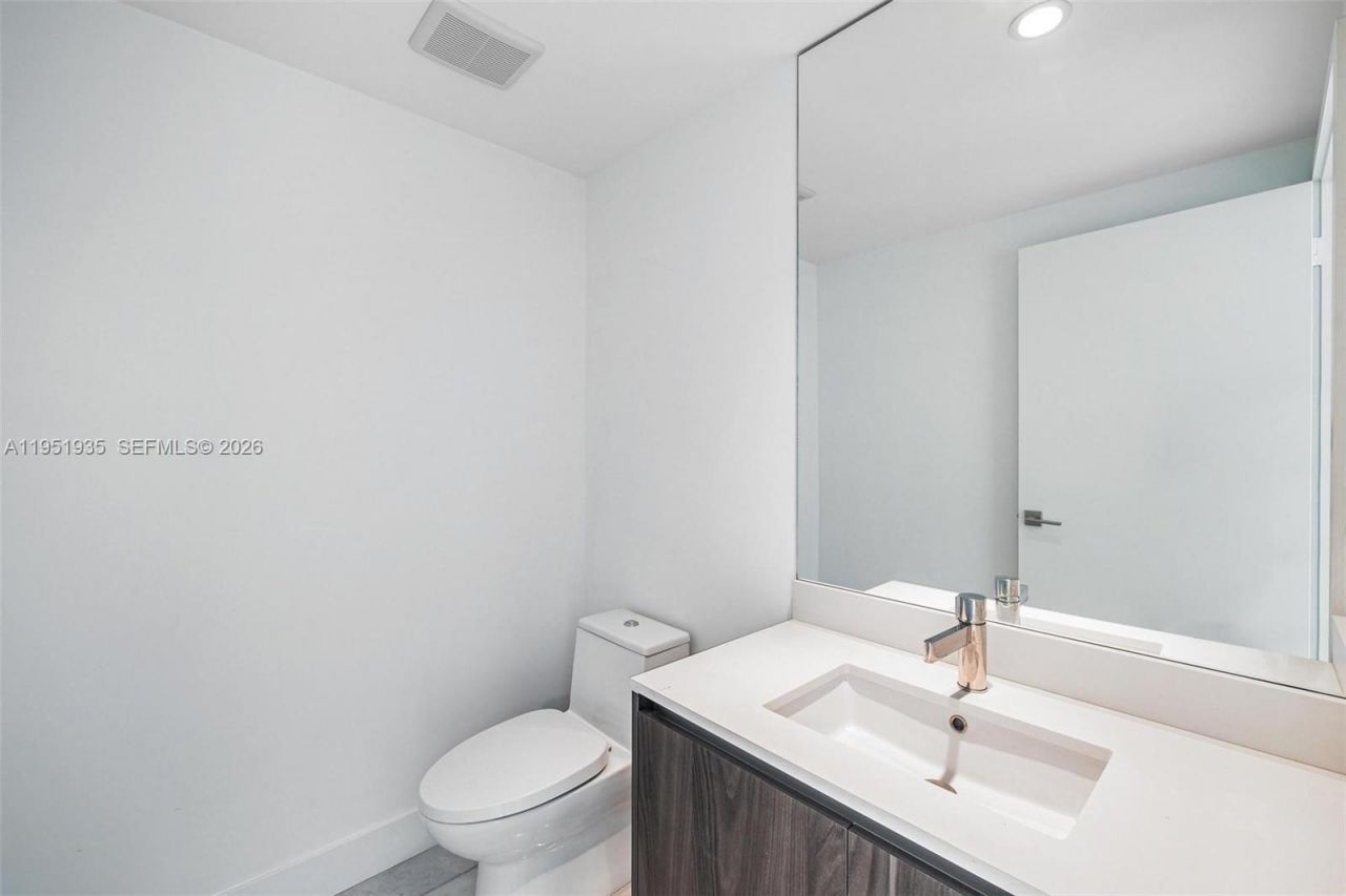 3131 NE 7th Ave , Unit 1701, Miami, FL 33137 Photo