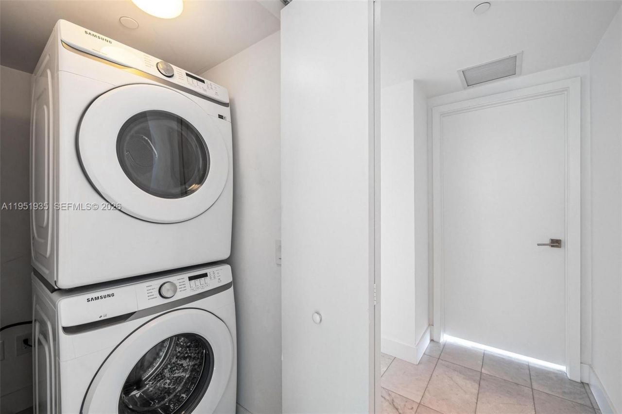 3131 NE 7th Ave , Unit 1701, Miami, FL 33137 Photo