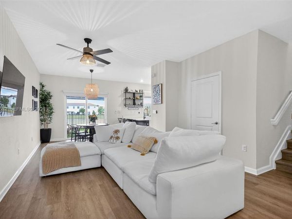 12808 NW 22nd Pl , Miami, FL 33167