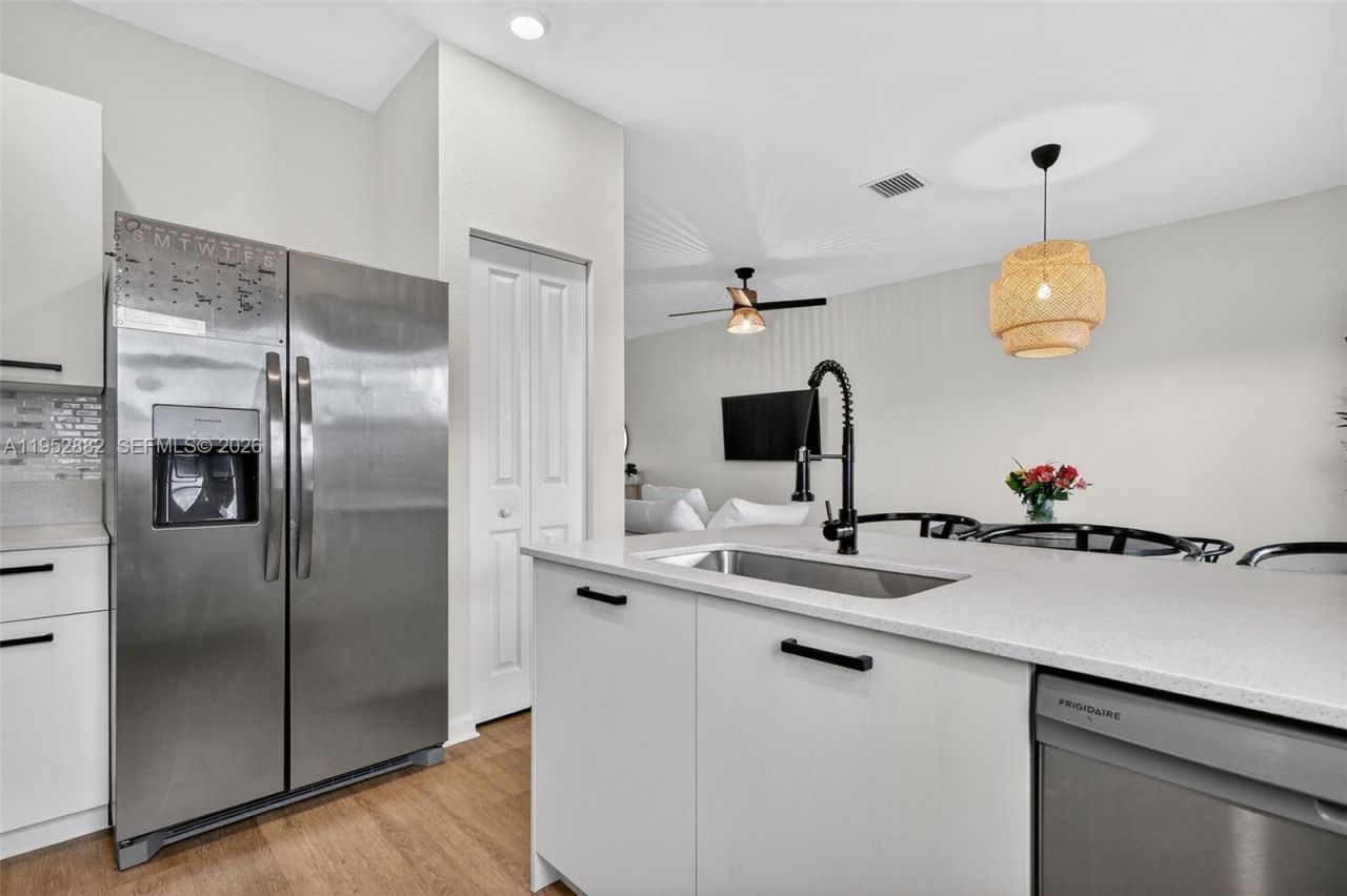 12808 NW 22nd Pl , Miami, FL 33167 Photo