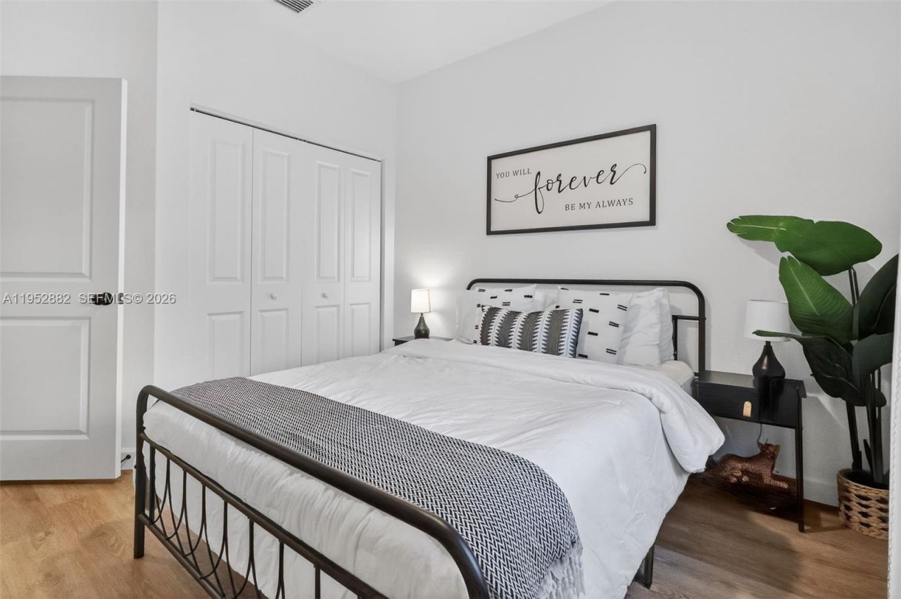 12808 NW 22nd Pl , Miami, FL 33167 Photo