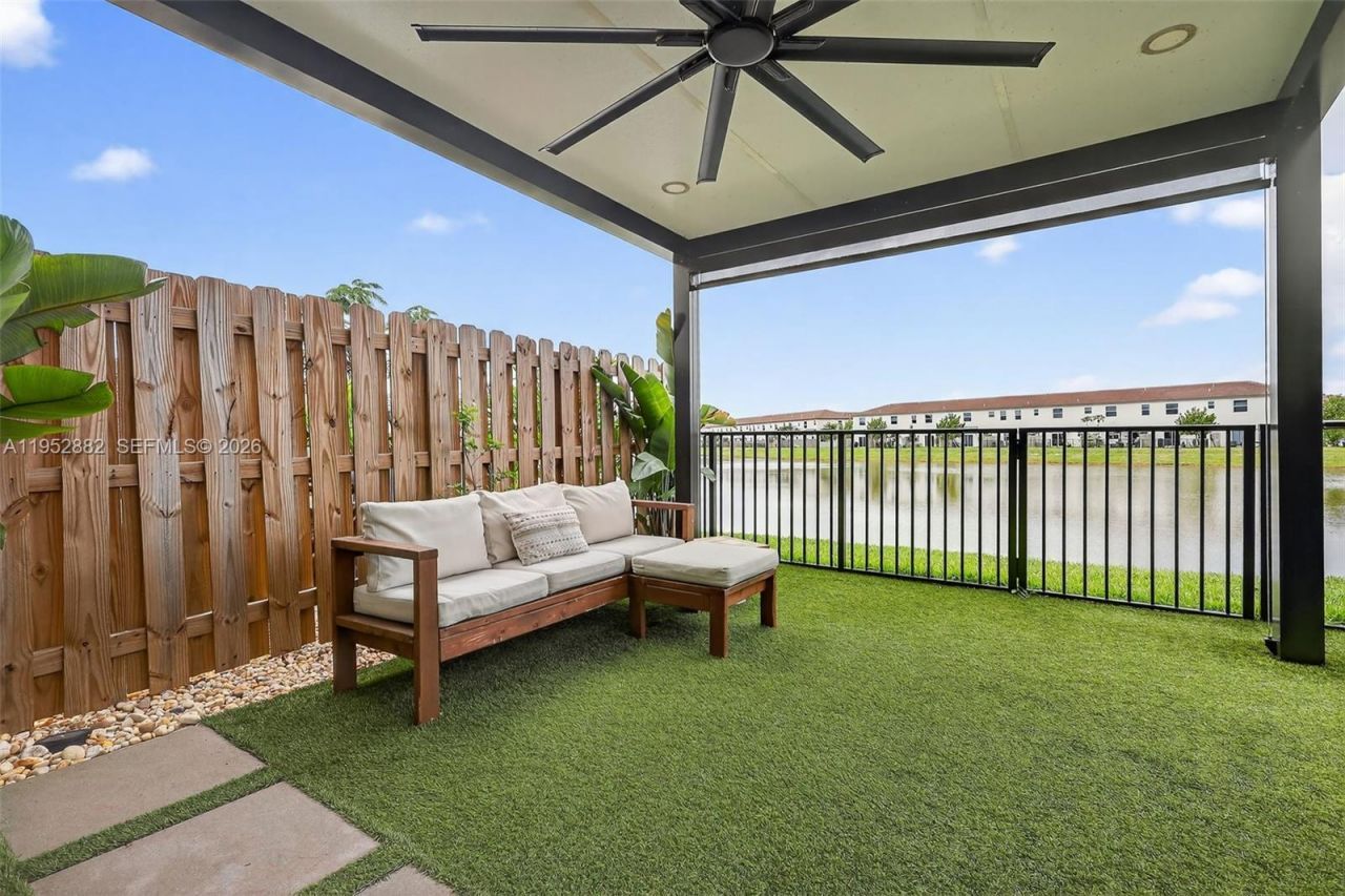 12808 NW 22nd Pl , Miami, FL 33167 Photo