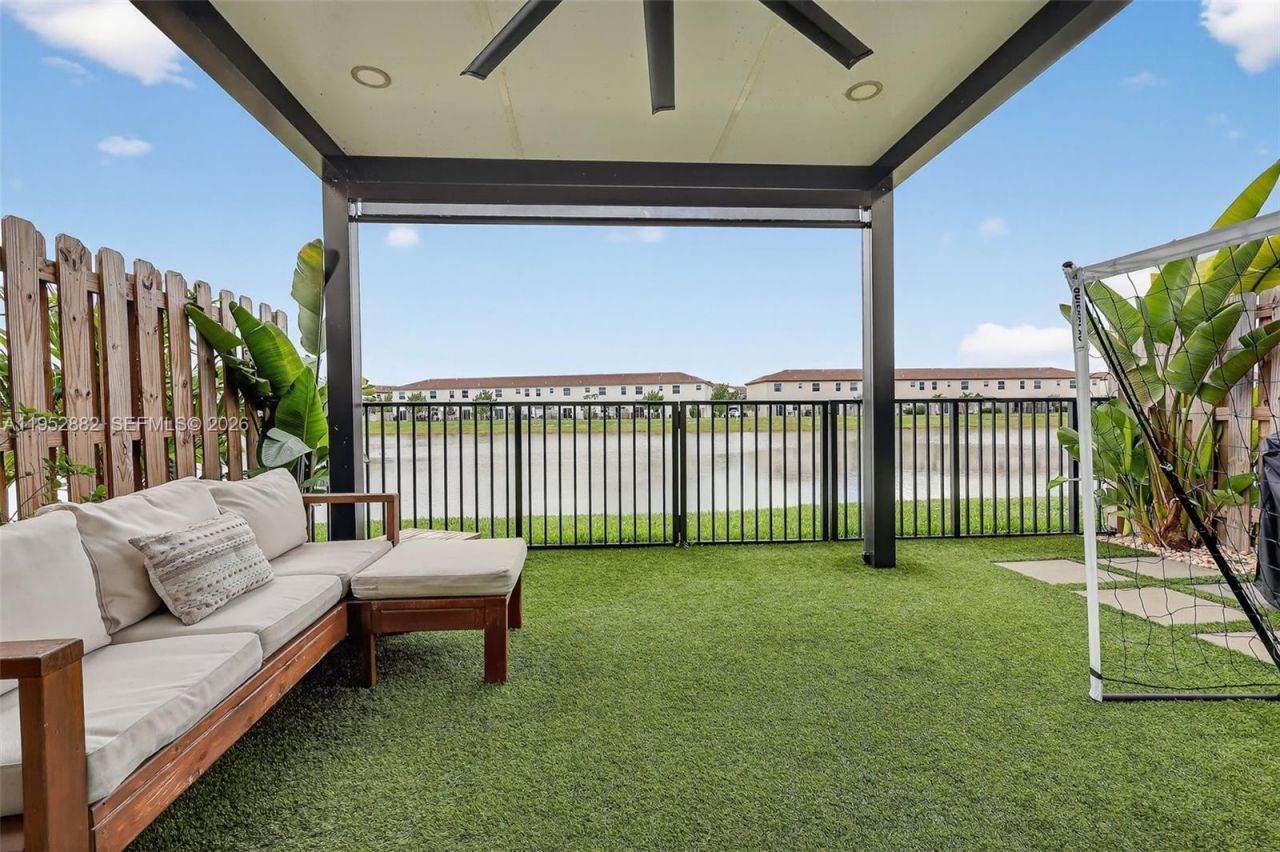 12808 NW 22nd Pl , Miami, FL 33167 Photo