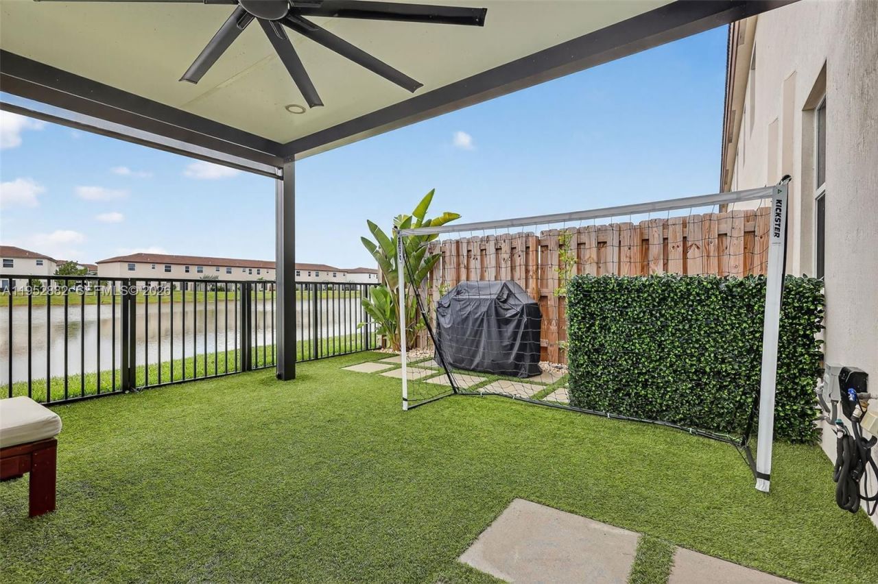 12808 NW 22nd Pl , Miami, FL 33167 Photo