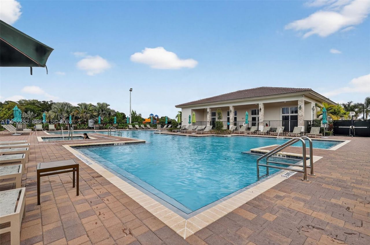 12808 NW 22nd Pl , Miami, FL 33167 Photo