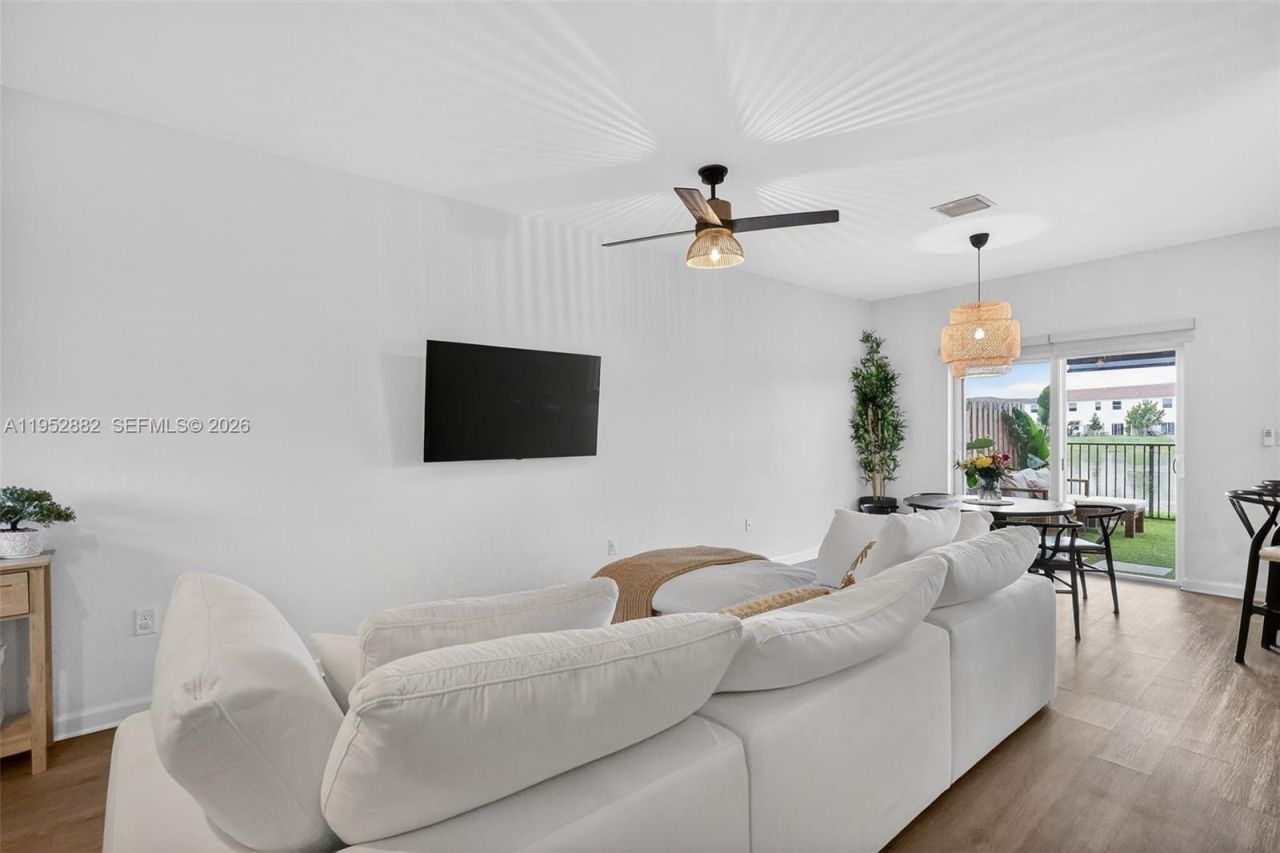 12808 NW 22nd Pl , Miami, FL 33167 Photo