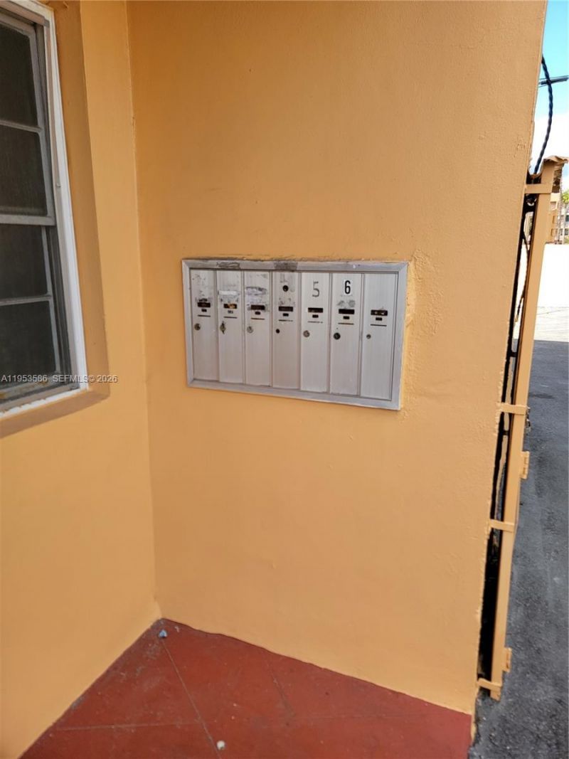 1753 SW 6th St, Miami, FL 33135 Photo