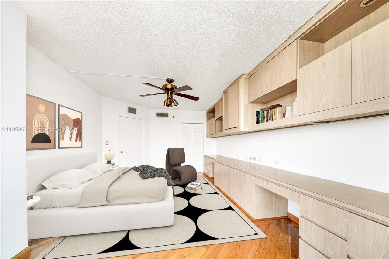 3598 NE Yacht Club Dr, Unit 1402, Aventura, FL 33180 Photo