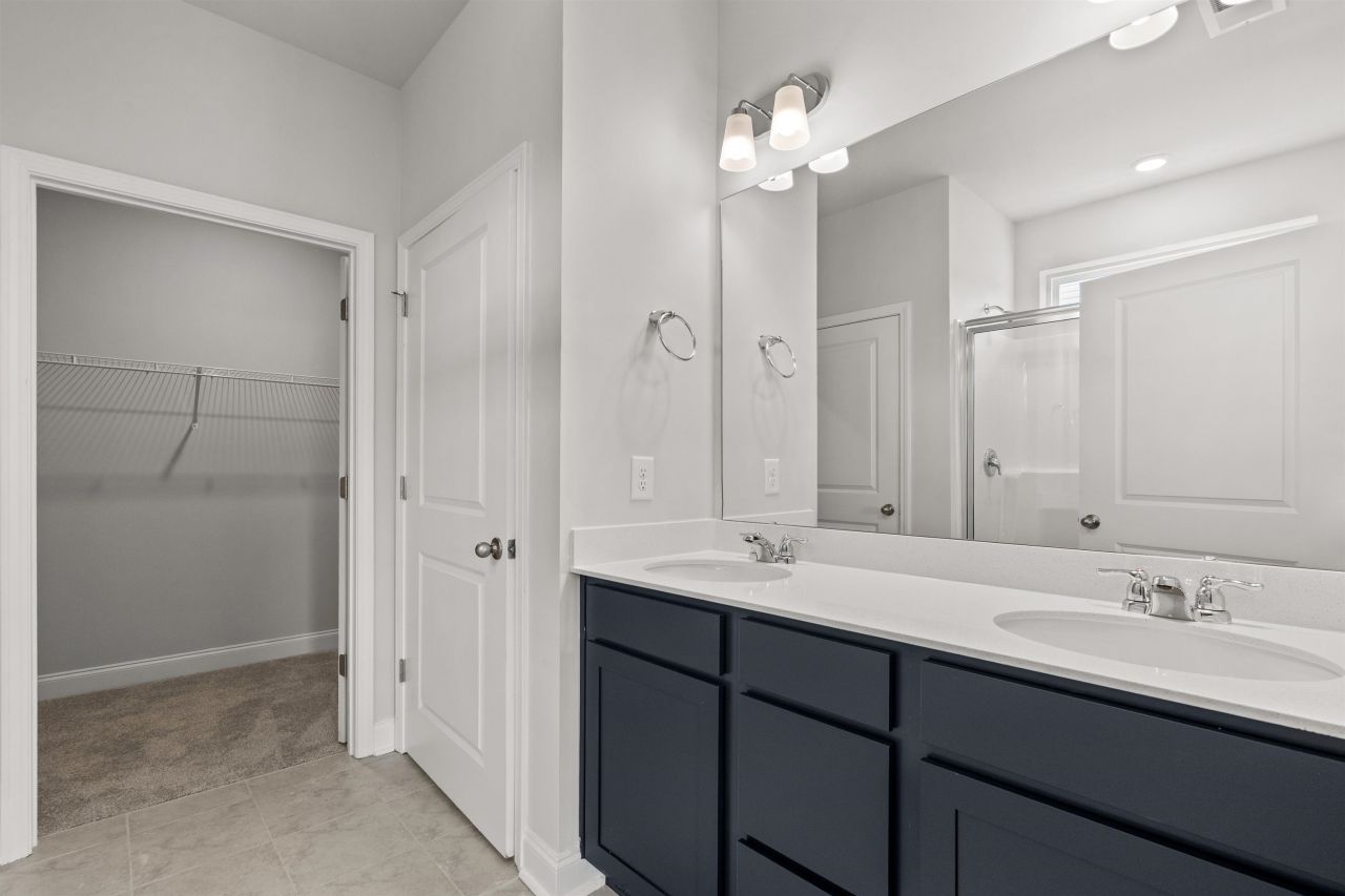 2495 Campton Loop Photo 11